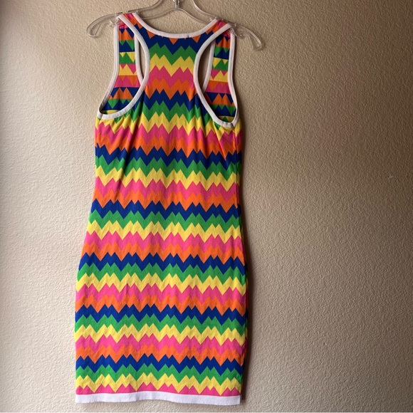 Wow Couture Colorful Zig Zag racer back tank mini dress size S - Picture 5 of 5